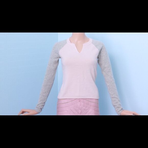 CASHMERE Vince sweater. - Picture 1 of 5